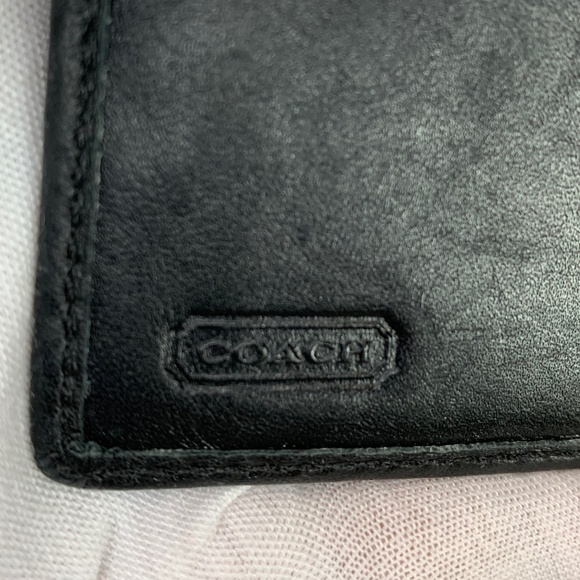 Vintage Coach All Leather Bifold Wallet in Black with Silver Tone Hardware! - Picture 6 of 12